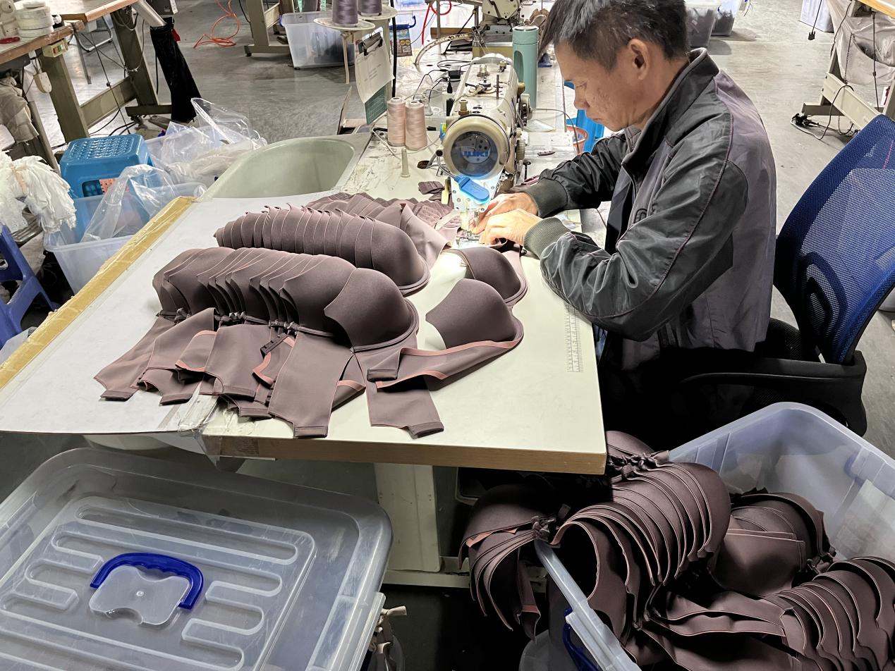 Introduction small MOQ quick reaction pattern in underwear industry